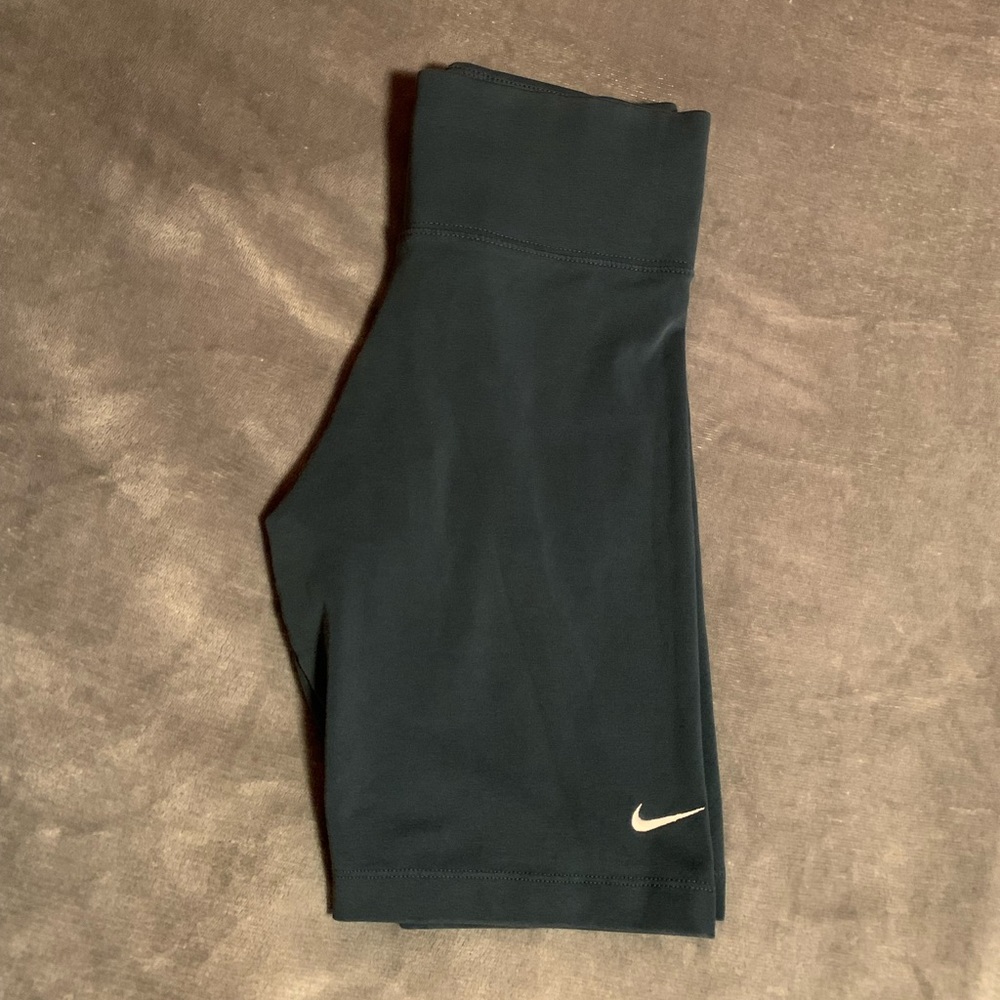 COPY - COPY - Nike biker shorts